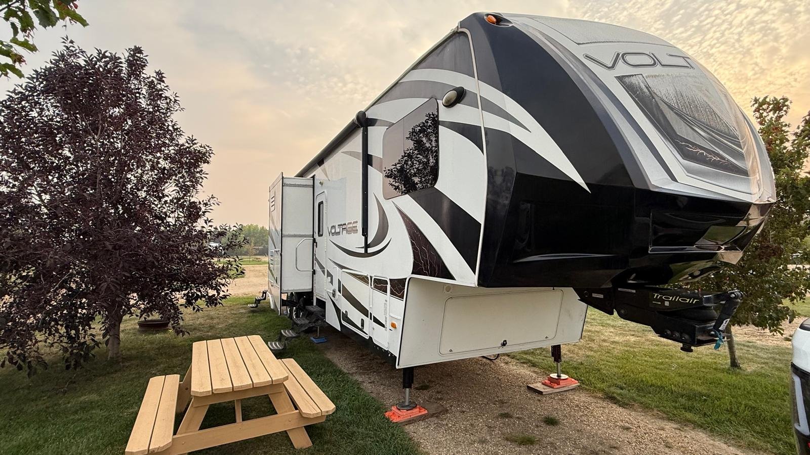 WhatsApp Image 2025-09-26 at 10.03.56 PM