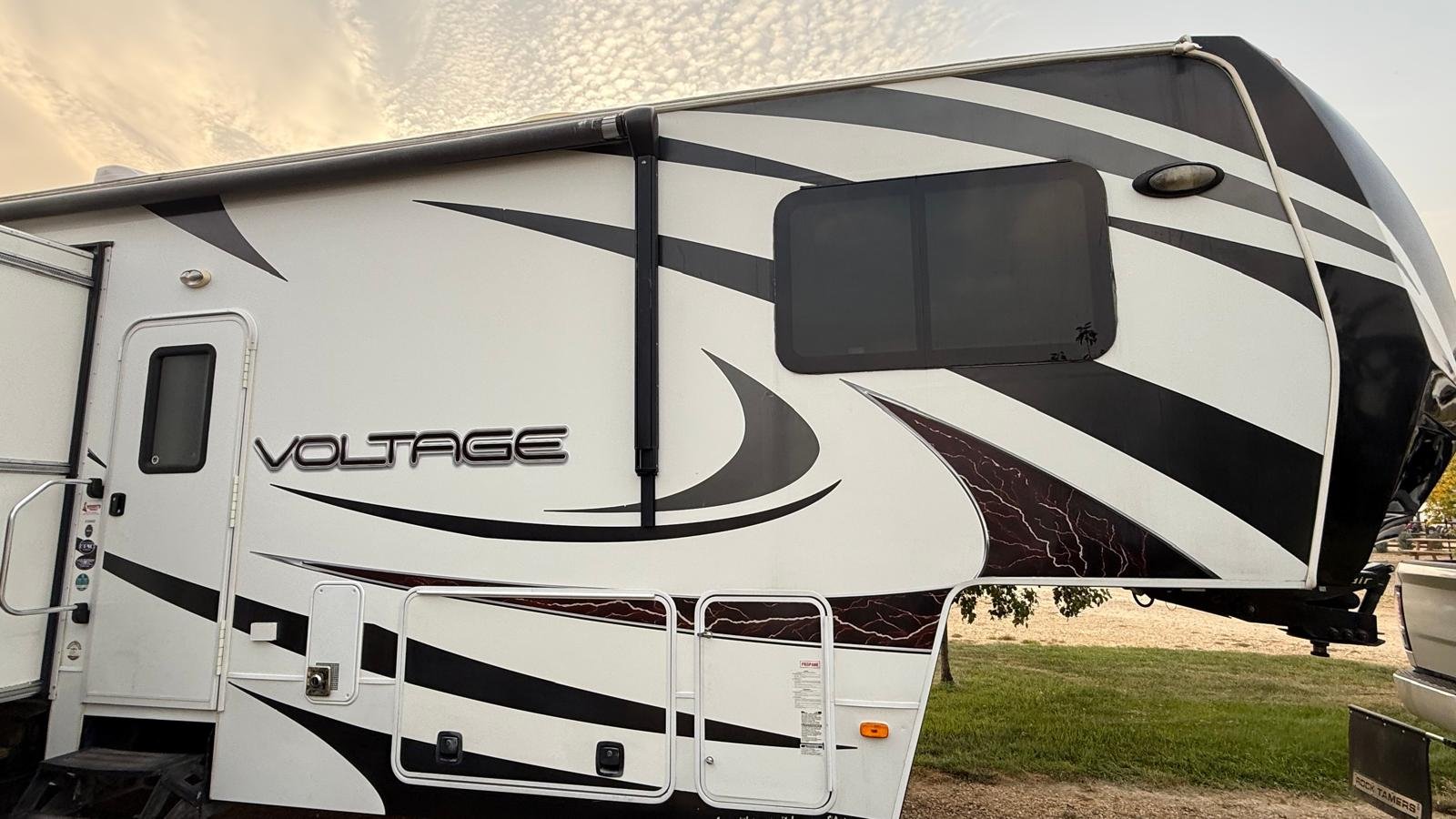 WhatsApp Image 2025-09-26 at 10.03.57 PM